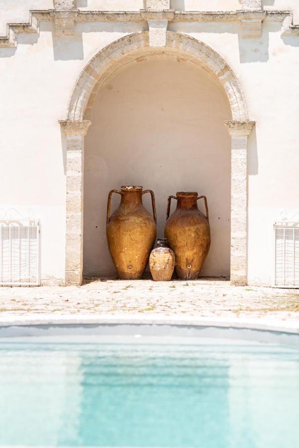 Latiano Villa Encantamiento - Dimora Gelsomino - Masseria Storica Nel Cuore Della Puglia Con Piscina מראה חיצוני תמונה