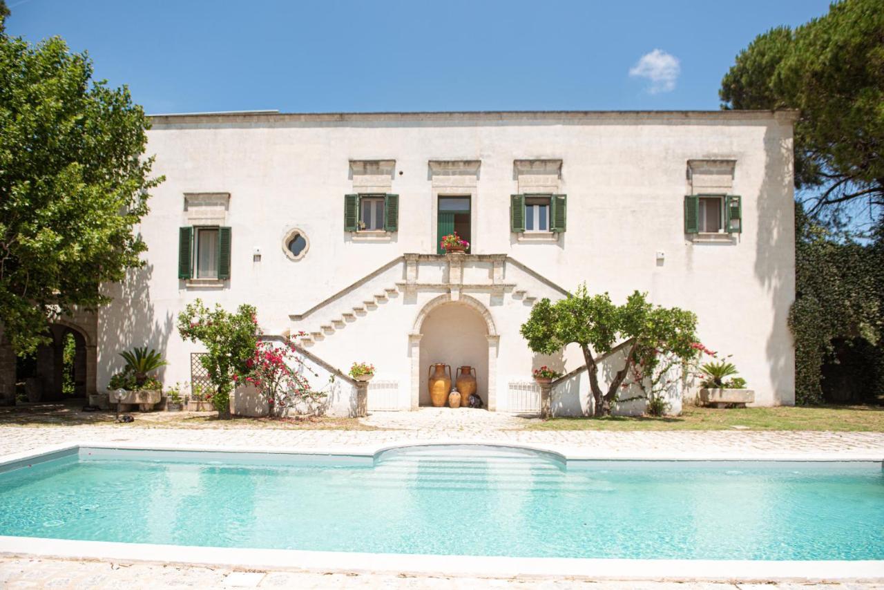 Latiano Villa Encantamiento - Dimora Gelsomino - Masseria Storica Nel Cuore Della Puglia Con Piscina מראה חיצוני תמונה