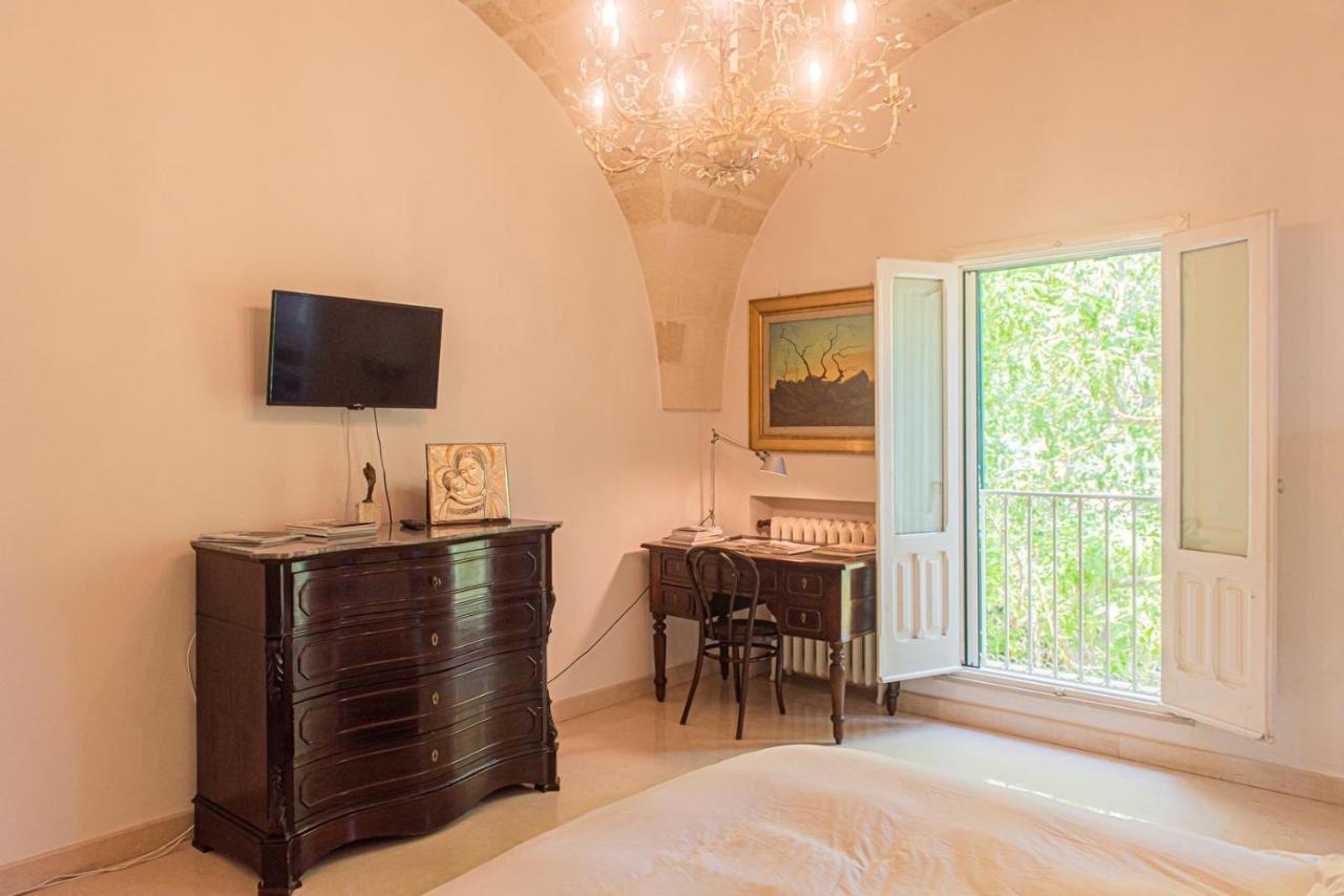 Latiano Villa Encantamiento - Dimora Gelsomino - Masseria Storica Nel Cuore Della Puglia Con Piscina מראה חיצוני תמונה